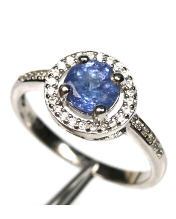 Tanzanite halo 18k white Gold ring